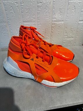 Adidas by Stella McCartney Vibrant Orange ultraboost 7.5